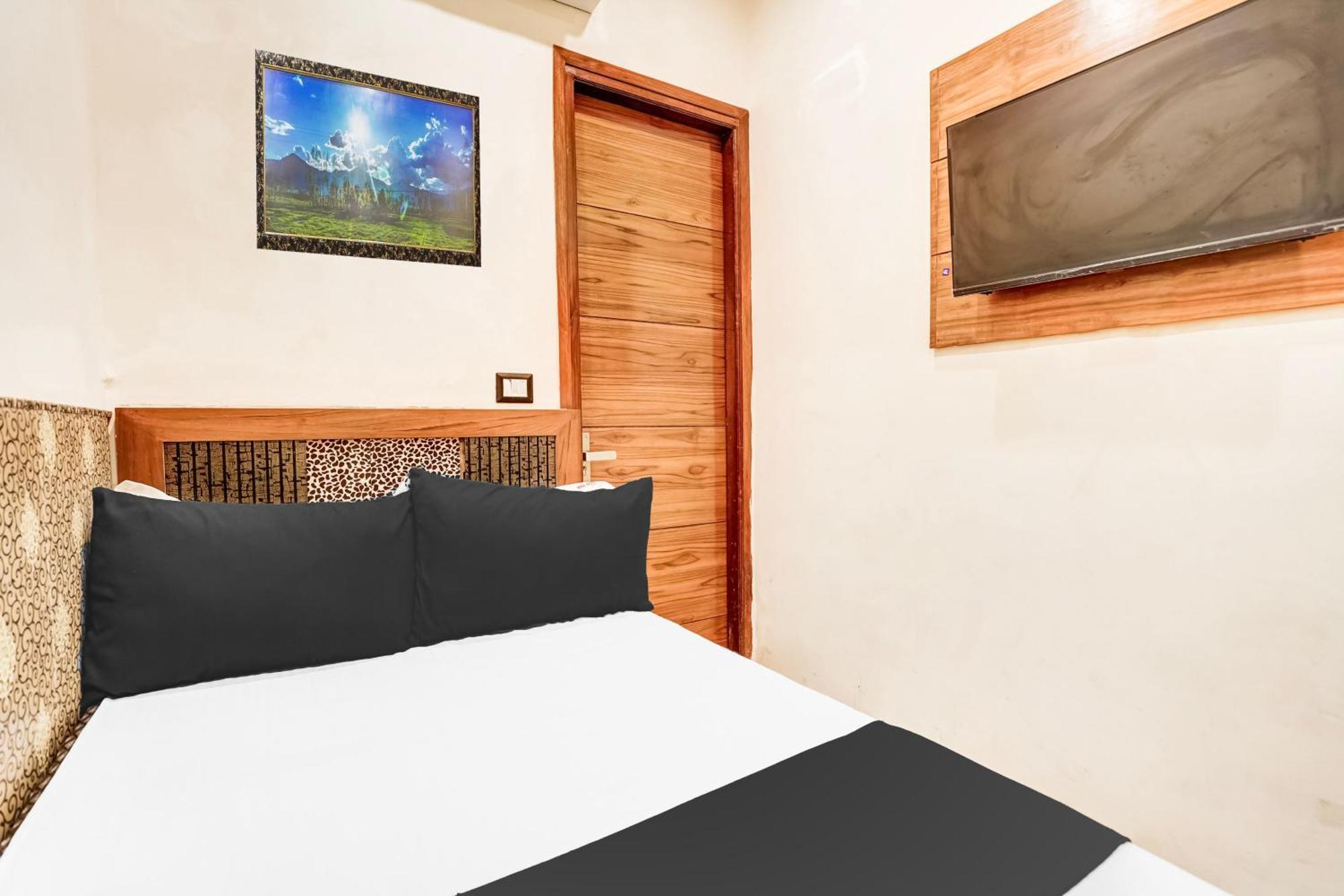 Hotel O Thanks God